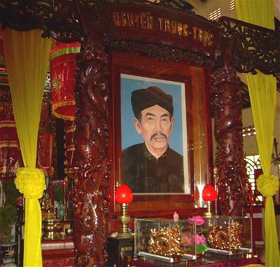 Bàn thờ Đại Thần Nguyen Trung Truc
